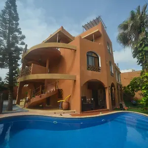 Bed & Breakfast Nyéléni Maison Sahel